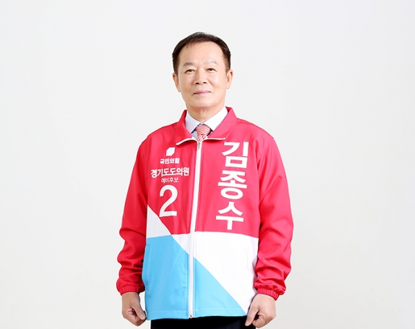 김종수 예비후보는 성남·분당에서 많은 사람들의 입에 회자가 되는 라온제나웨딩(구 새천년뷔페 컨벤션센터)의 회장이다.
