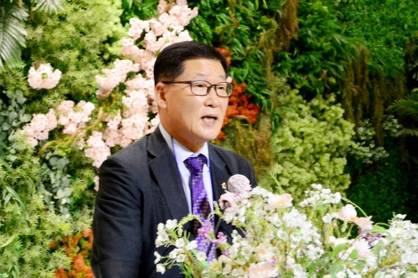 박광순 성남시의회 의장이 국민의힘 경기분당갑 당원협의회 원팀발대식에서 축사를 하고 있다.