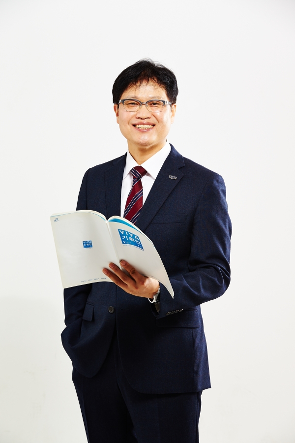 박진호 특임교수 (한국열린사이버대학교)